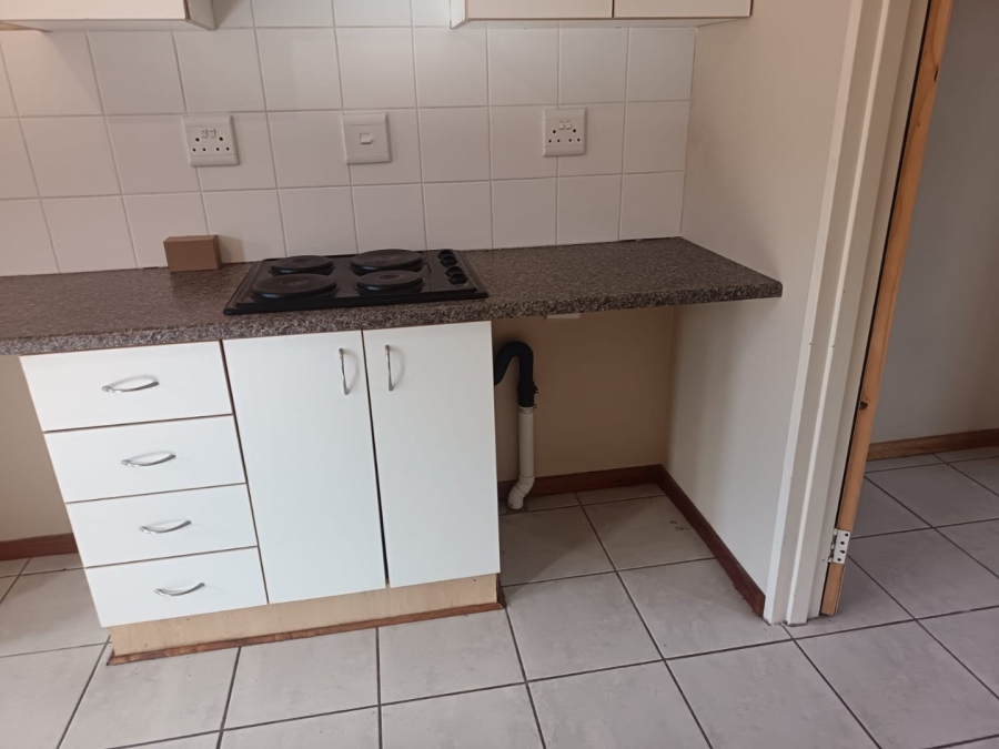 1 Bedroom Property for Sale in Rhodesdene Northern Cape